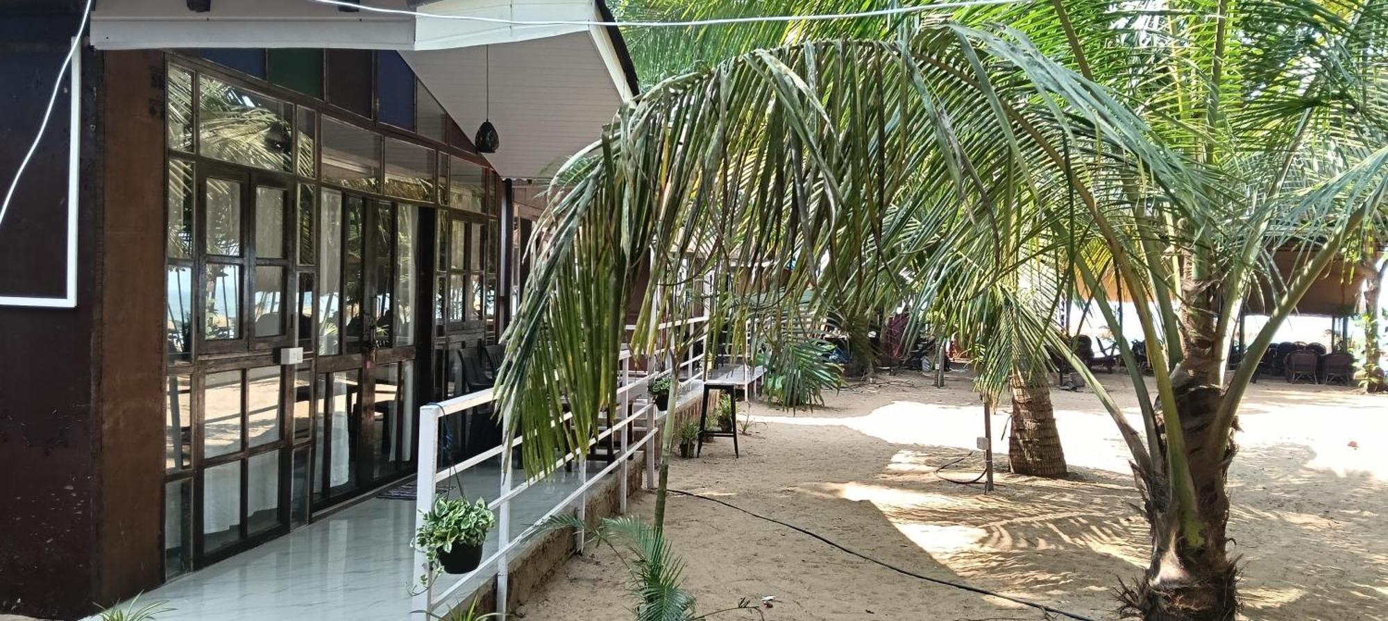 Casa Hut Resort Palolem